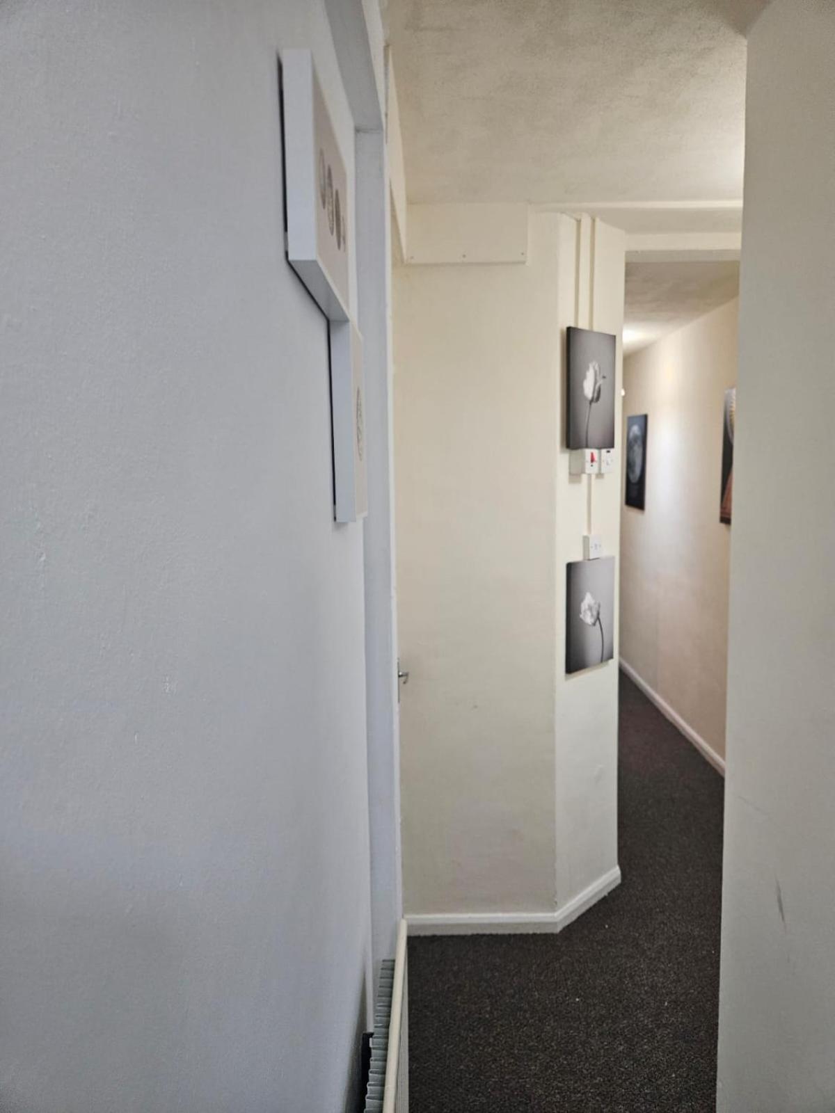 Nariken Apartments, Кардифф Экстерьер фото