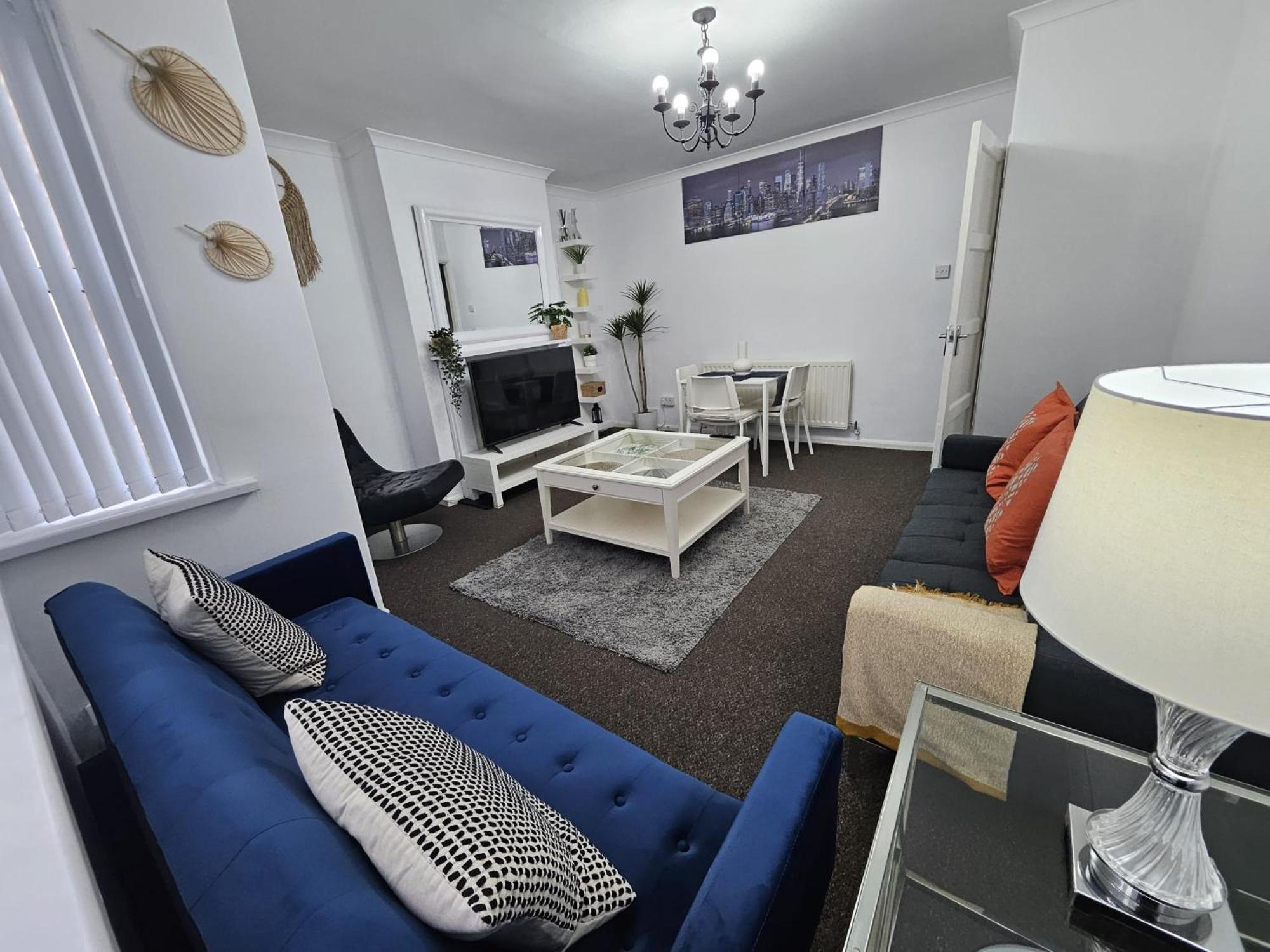 Nariken Apartments, Кардифф Экстерьер фото